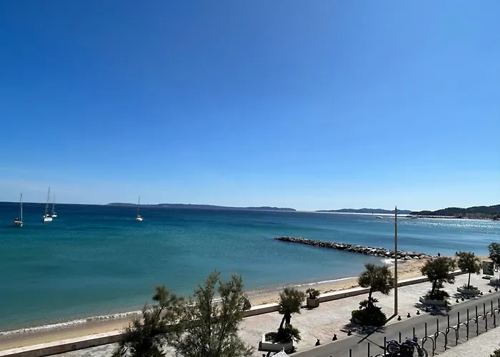 Premium Sea Front Apartment